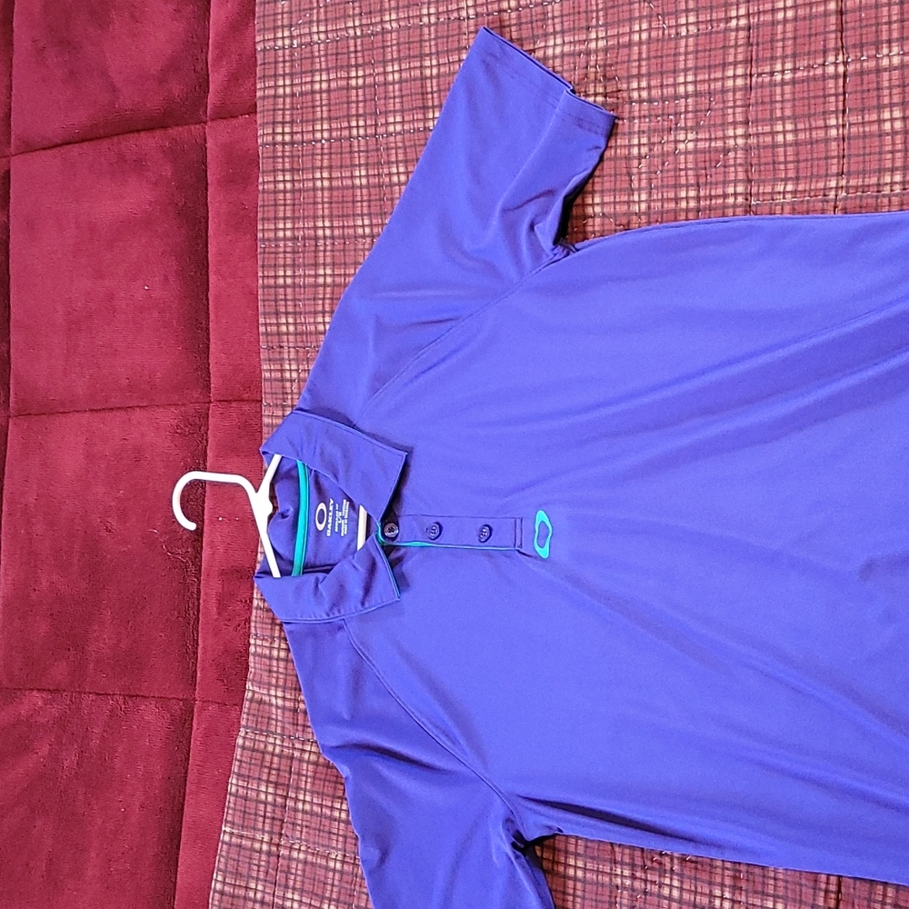 Oakley golf shirt
